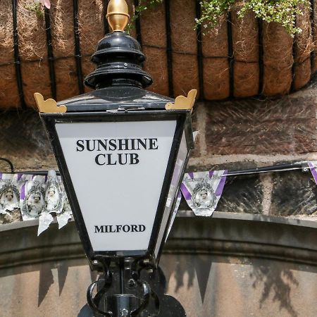 Sunshine Apartment Белпер Экстерьер фото