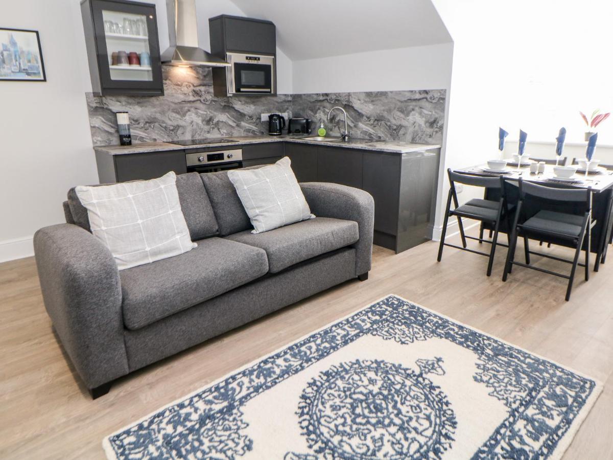 Sunshine Apartment Белпер Экстерьер фото