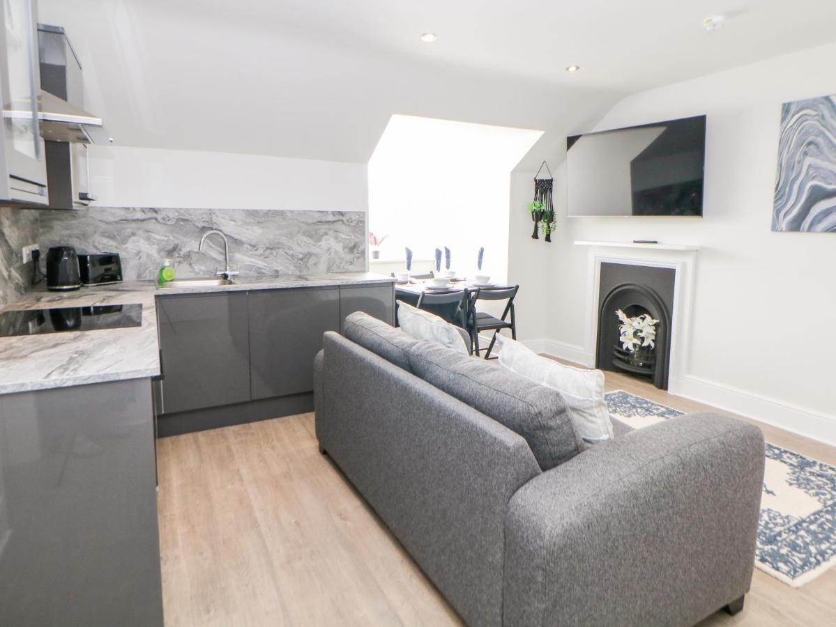 Sunshine Apartment Белпер Экстерьер фото