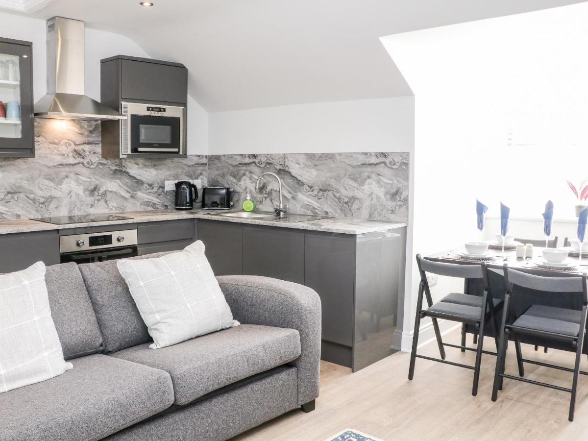 Sunshine Apartment Белпер Экстерьер фото
